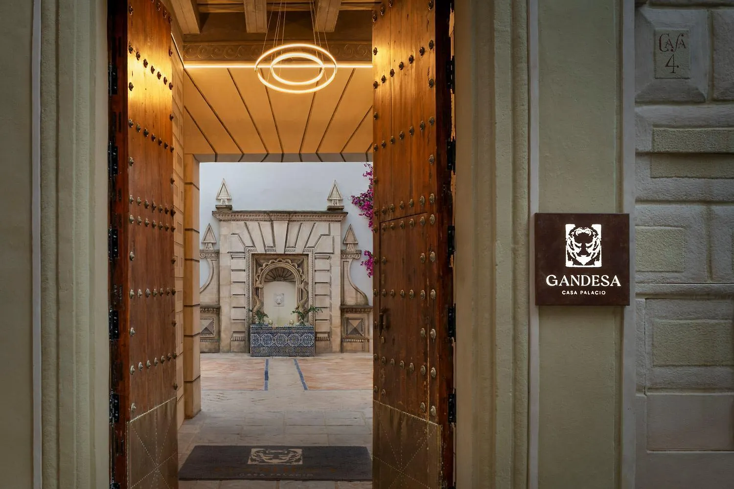 Gandesa, Palace House Seville 0*,  Spain